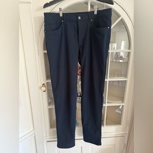 Lululemon Men’s ABC Slim-Fit 5-Pocket Pant Warpstreme